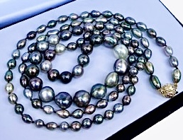 Tahitian Black Pearl Strand